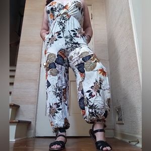 Nature Print White V Neck Spaghetti Strap Jumpsuit (L)